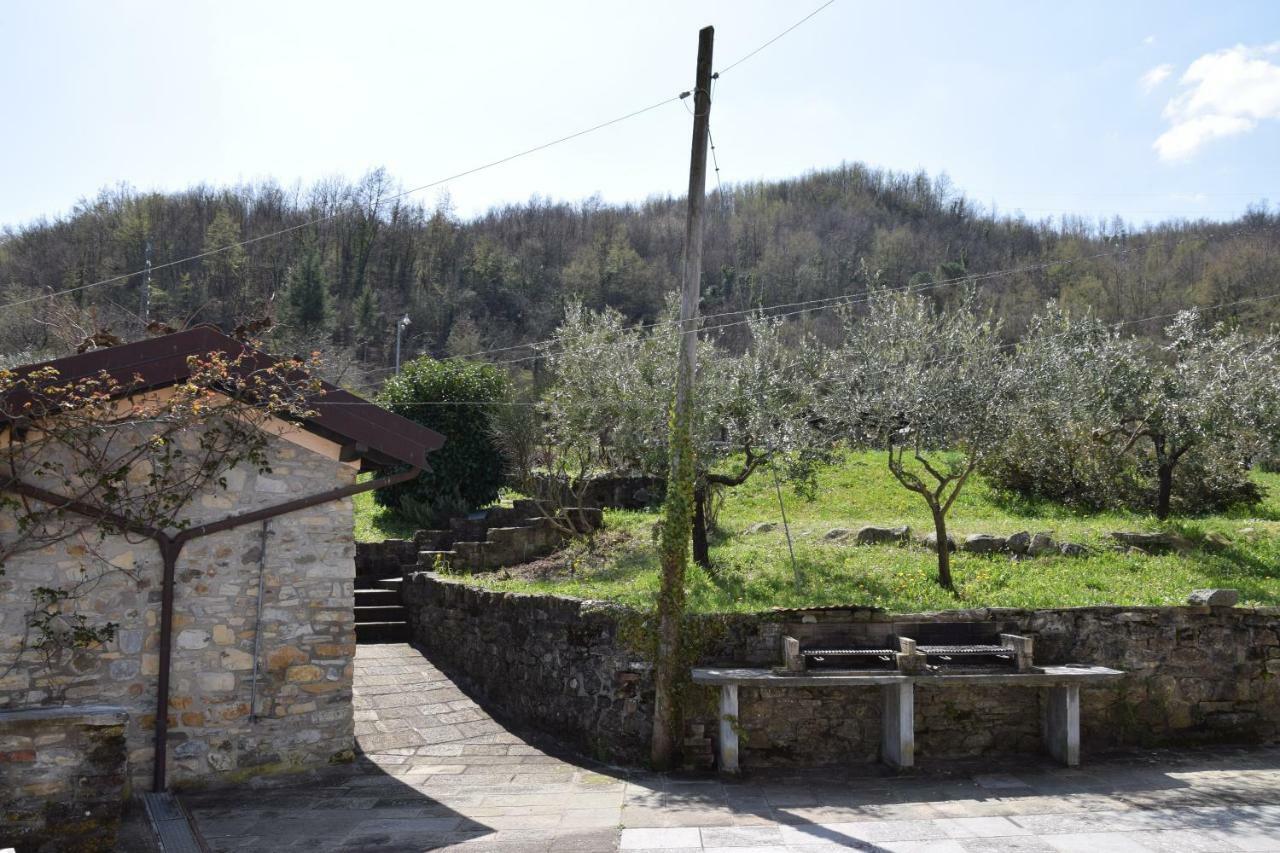 Locazione Turistica La Ca Gialla Pontremoli Exterior foto